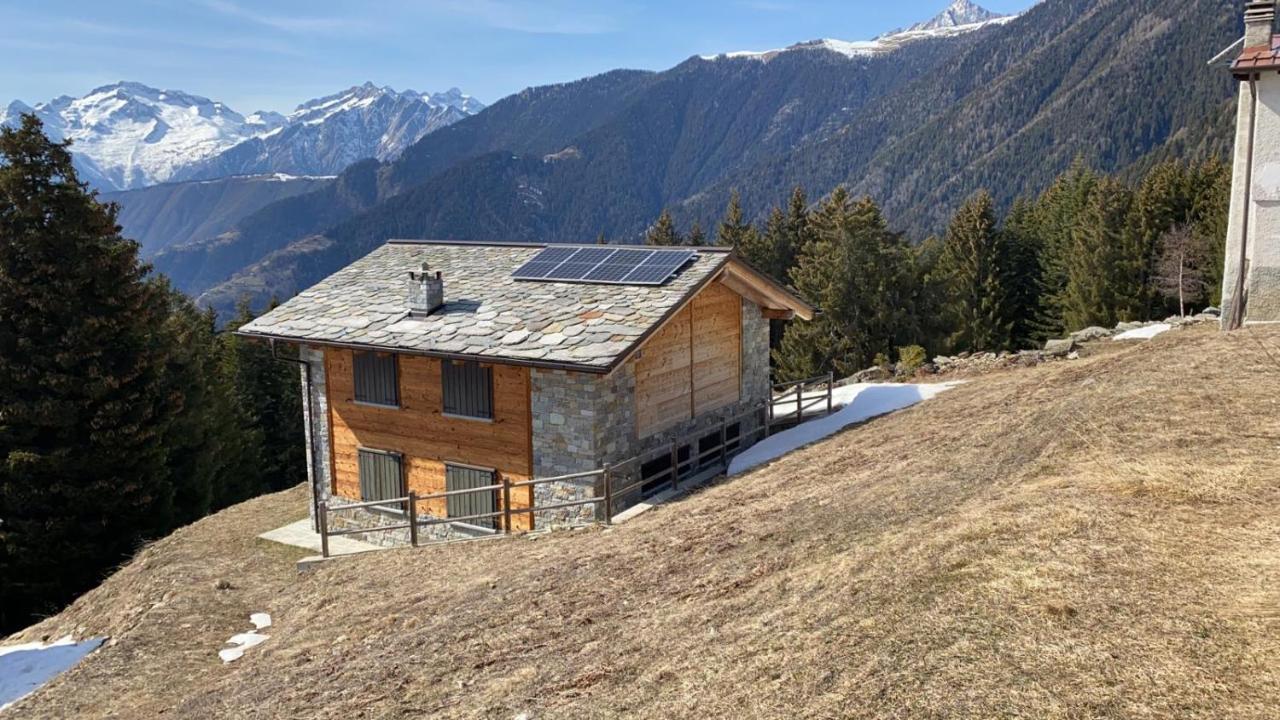 Chalet Baita Delle Favole Di Rosarita Berbenno di Valtellina Exterior photo