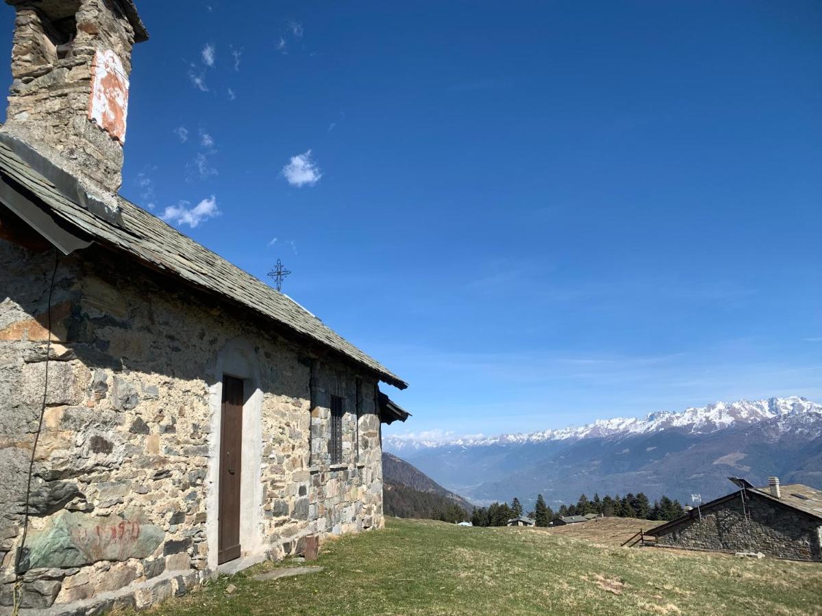 Chalet Baita Delle Favole Di Rosarita Berbenno di Valtellina Exterior photo